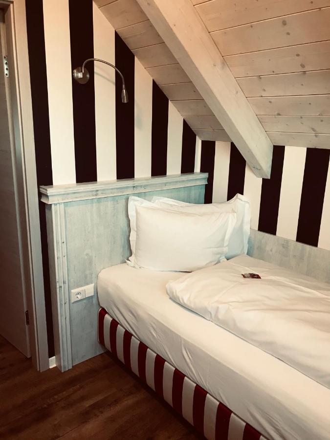 Hotel Der Leuchtturm-Gastro Gmbh Geierswalde Exteriér fotografie